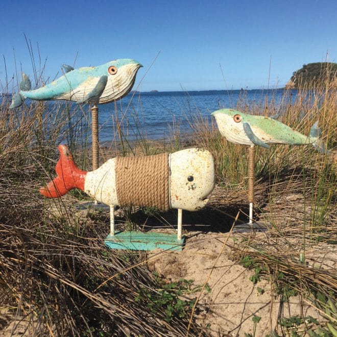 Figurine - Whale - White, Rope & Red - Image 2